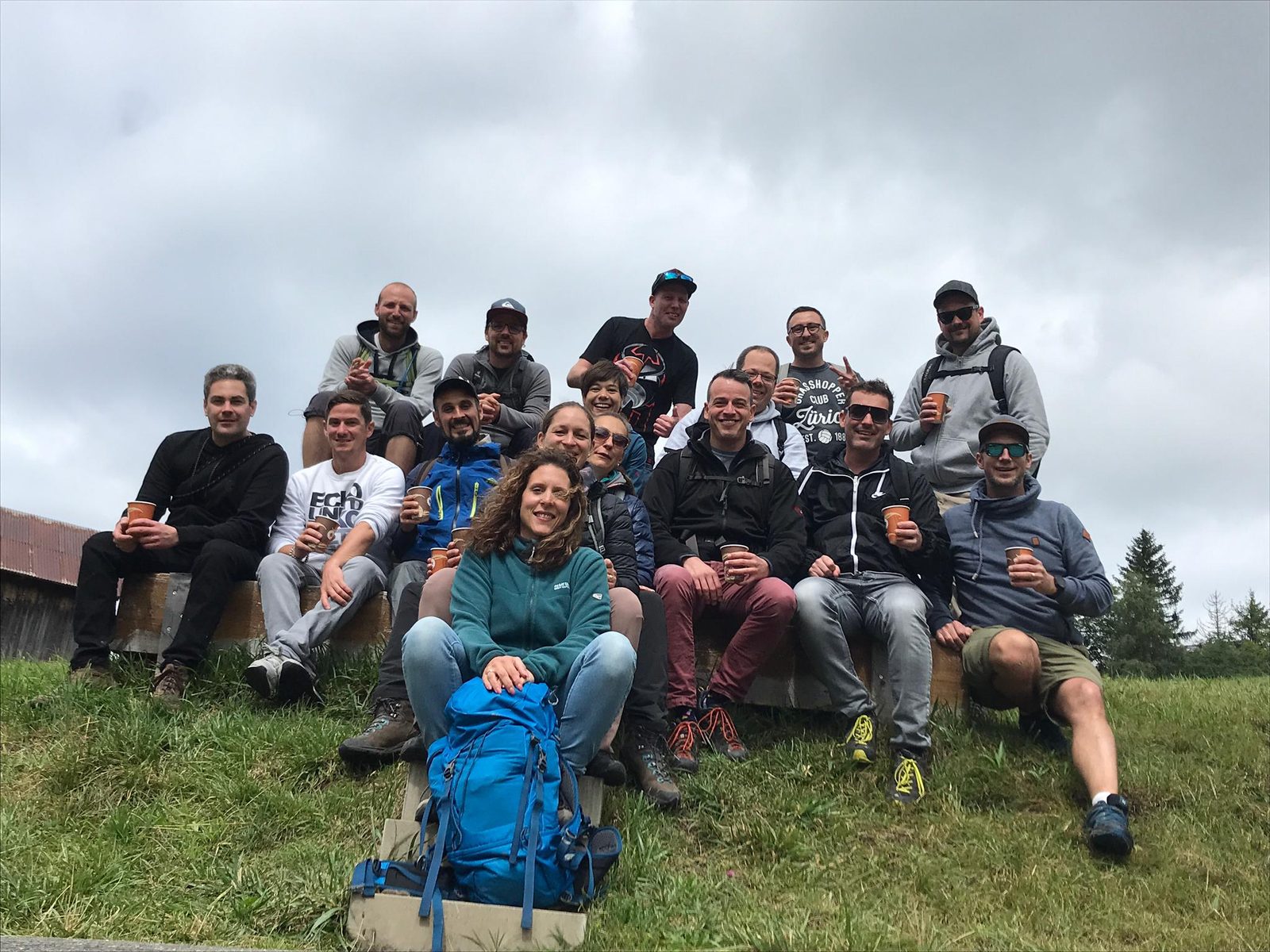 Gruppenfoto beim Mini-Brunch am Hochstuckli 2021